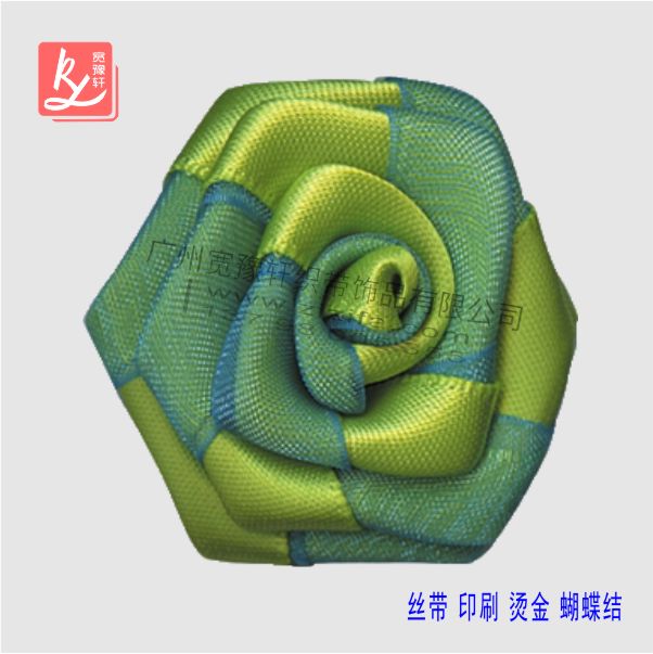 怎么用緞帶做玫瑰花？（緞帶玫瑰花）